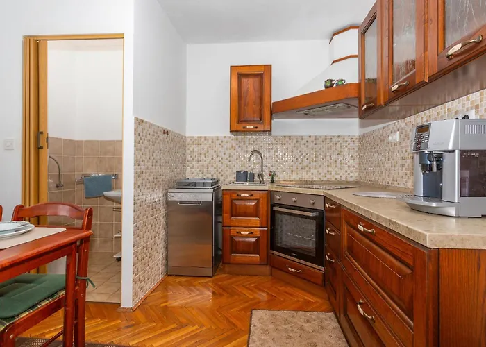 Cozy In With Kitchen * Dramalj